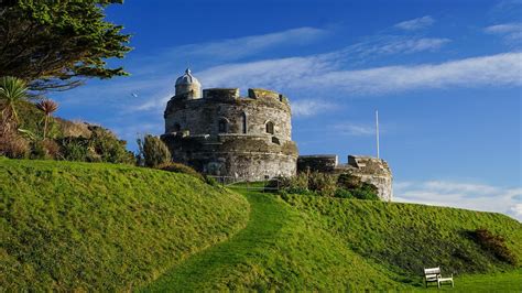 Explore the Secret Histories of Castles in Cornwall