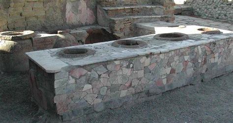 Thermopolia Found In Pompeii Suggests Ancient Romans Ate Fast Food