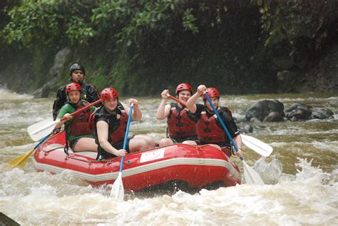 Rio Toro | White water rafting in Costa Rica | Adrian Stainforth | Flickr