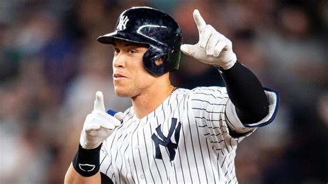 All rise: Yankees' Aaron Judge has best-selling jersey again - ABC7 New ...