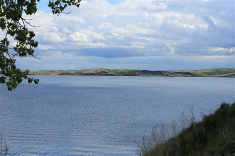 Mobridge, SD : A view across the Missouri River - South West End of ...