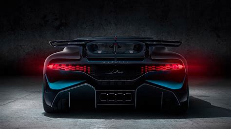 Bugatti Divo unveiled with form-following 3D printed fin tail lights - 3D Printing Industry