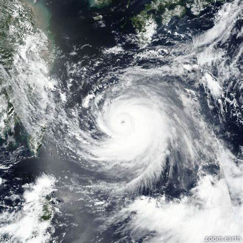 Typhoon Khanun (Falcon) 2023 | Zoom Earth