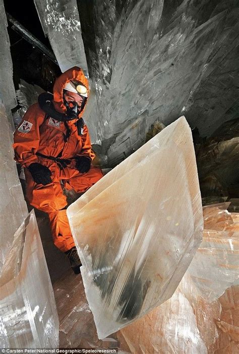 Largest Crystals in the World: Giant Crystal Cave, Mexico | Giant crystal, Crystal cave, Crystals