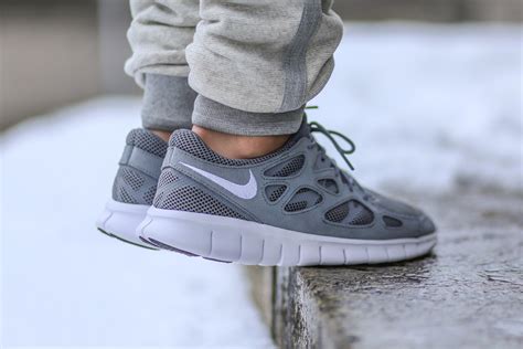 Nike Free Run 2 “Cool Grey” | SBD