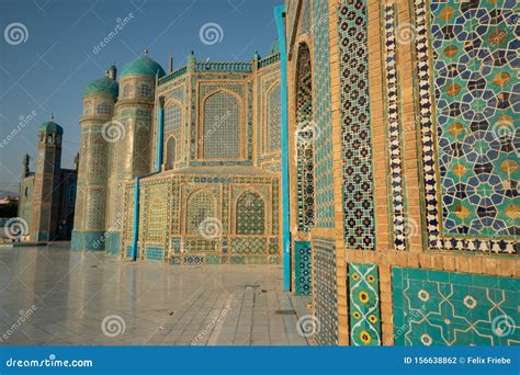 Blue Mosque in Mazar-e Sharif, Afghanistan Shrine of Hazrat Ali ...