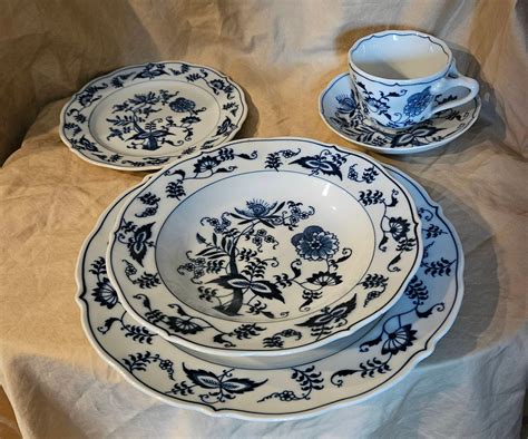 Blue Danube China. Vintage Dinnerware. - Etsy