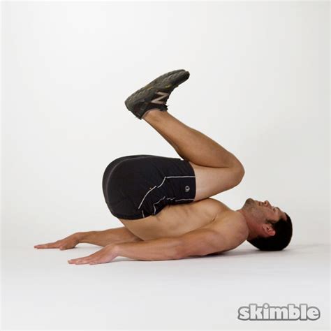 Reverse Crunches - Exercise How-to - Skimble Workout Trainer