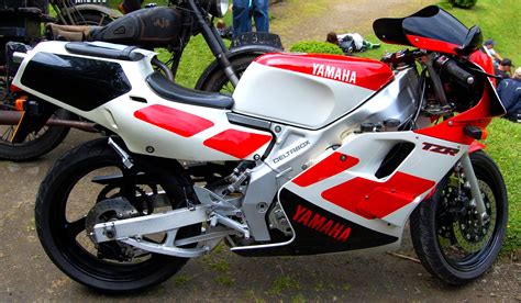 File:Flickr - ronsaunders47 - YAMAHA TZR 250. 1986-96. TWIN CYLINDER ...