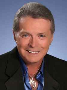 Mickey Gilley – Room Full Of Roses | Releases | Discogs