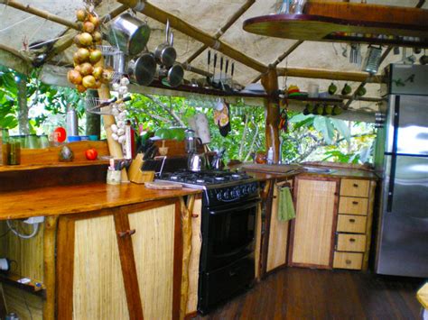 Treehouse Kitchen | Tree House Costa Rica