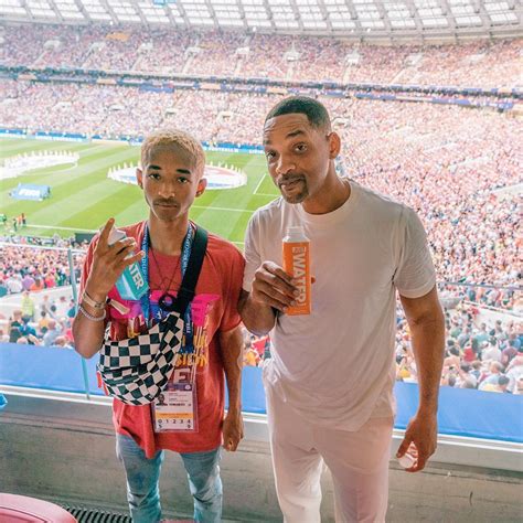 Jaden Smith with his father. 14 or 40? : r/13or30