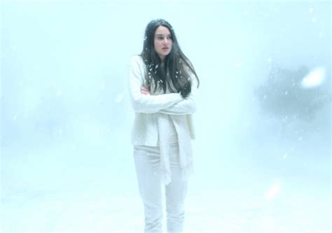 Sundance Review: Gregg Araki’s 'White Bird In A Blizzard' Starring Shailene Woodley, Eva Green ...