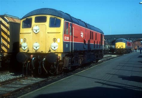 Pin on Rail Railtrack/Network Rail/RTC Derby