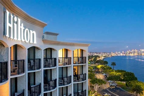 Hilton San Diego Airport/Harbor Island - UPDATED Prices, Reviews ...