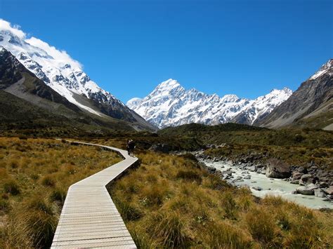 Hiking the Hooker Valley Track at Mount Cook in New Zealand