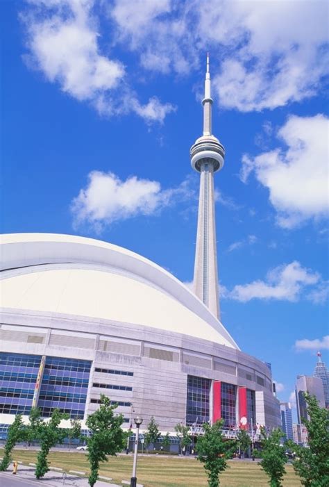 Last Minute Hotel Near Rogers Centre, Toronto ON | Hotwire