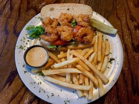 7 Best Summerville SC Restaurants | Where to Eat in Summerville