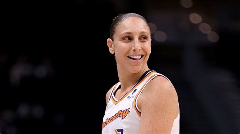 Highest-paid WNBA Players 2023: Wilson, Taurasi, Plum & More - Boardroom