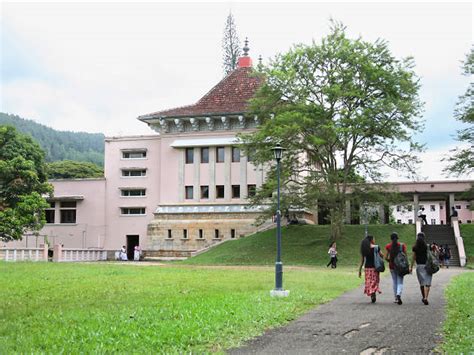 University of Peradeniya | Things to do in Kandy, Sri Lanka