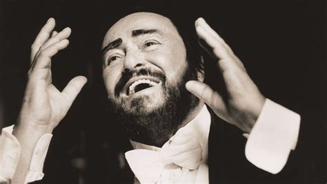 PAVAROTTI - Behind The Lens Online