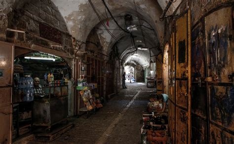 UNESCO adds city of Hebron, Ibrahimi Mosque to world heritage list - Al ...