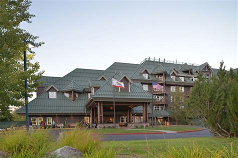 Hilton Vacation Club Lake Tahoe Resort, South Lake Tahoe: $124 Room ...