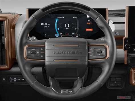 2025 GMC Hummer EV SUV: 34 Interior Photos | U.S. News