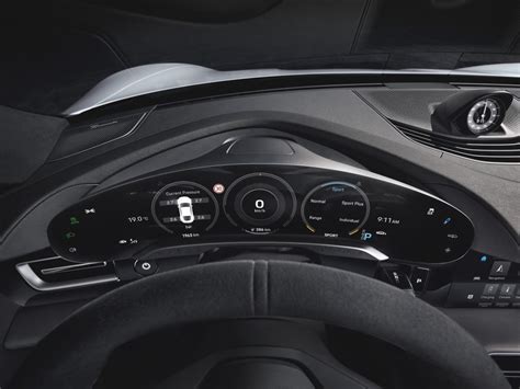 Porsche Taycan interior details: Driving Modes, Voice control, Multi ...