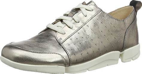 Amazon.com | Clarks Women's Low-Top Sneakers | Fashion Sneakers