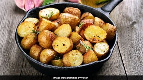 7 Best Potato Indian Snack Recipes | Easy Indian Potato Recipes - NDTV Food