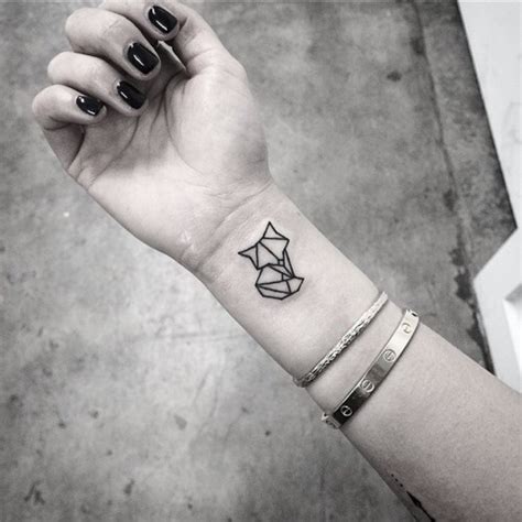 Small geometric fox tattoo - Tattoogrid.net