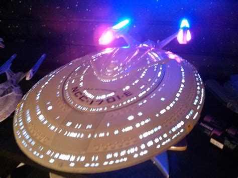 Star Trek USS Enterprise 1701E -- Science Fiction Plastic Model Kit -- 1/1400 Scale -- #853 ...