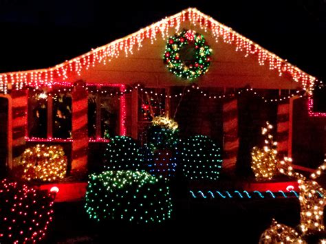 Christmas Lights Decorating House Picture | Free Photograph | Photos Public Domain