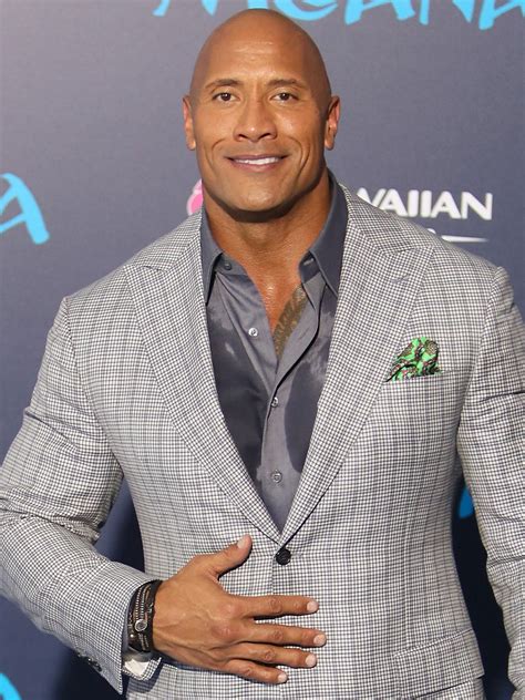 Dwayne Johnson Surprises Graduating High School Student Who Answered ...