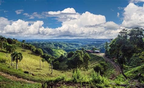 Mountains on the North Coast if the Dominican Republic. : r/ruralporn