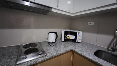 BGC Uptown Mall Suite Entire apartment (Manila) - Deals, Photos & Reviews