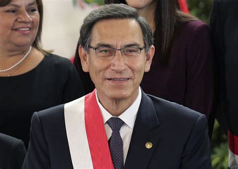 Presidente de Perú nombra a militar como primer ministro | AP News