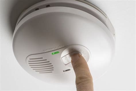 Smoke Detector Types: Which Type of Smoke Detector Is Best?