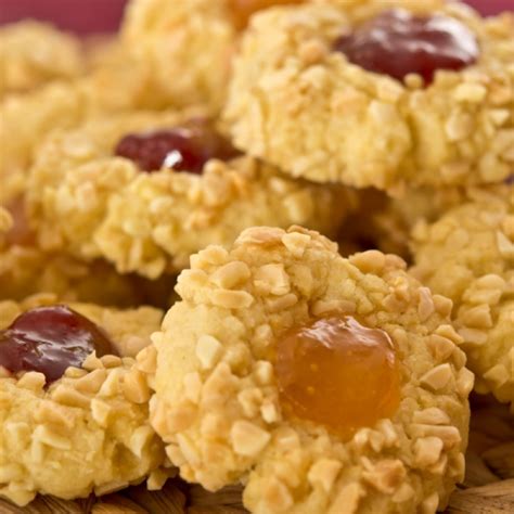 Almond Crunch Cookies With Jam Recipe