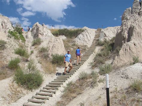 RV.there.yet?: Hiking the Badlands