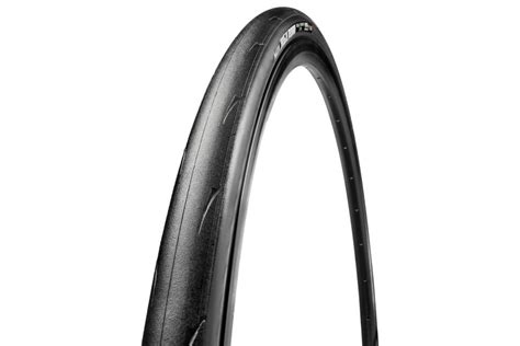 Maxxis updates all-purpose High Road tyre with improved puncture resistance | road.cc