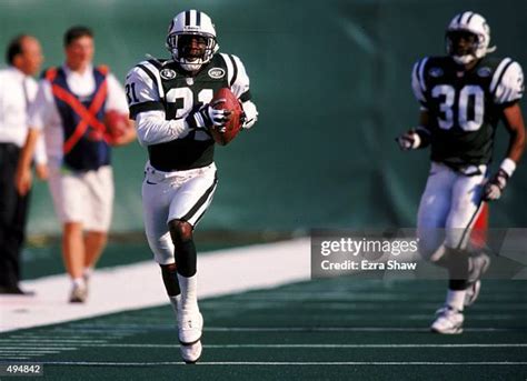 Jets Aaron Glenn Photos and Premium High Res Pictures - Getty Images