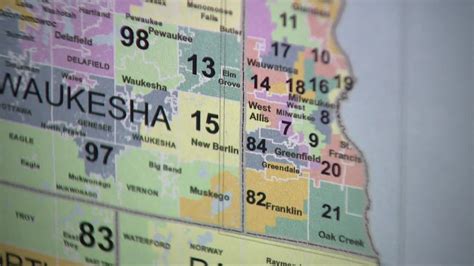 Wisconsin redistricting consultants paid up to $100K each