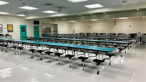 Rent a Cafeteria (Large) in Deltona FL 32738