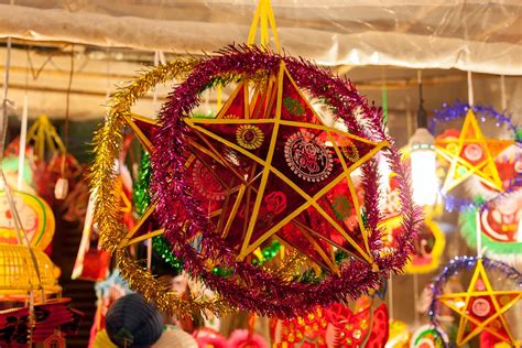 [Photos] Color and Lights: Tet Trung Thu on D5's Lantern Street - Saigoneer