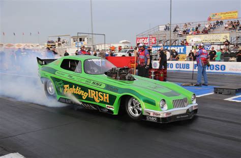 17 Reasons Vintage Drag Racing Is the Best Quarter-Mile Show On Earth