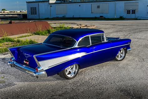 Gorgeous Pro Touring-Style 1957 Chevy Bel Air Hand-Me-Down