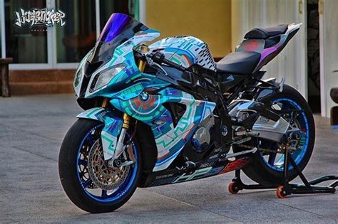 BMW S1000RR 2017 custom - Bigbike Design By Hugsticker Customs Moto ...