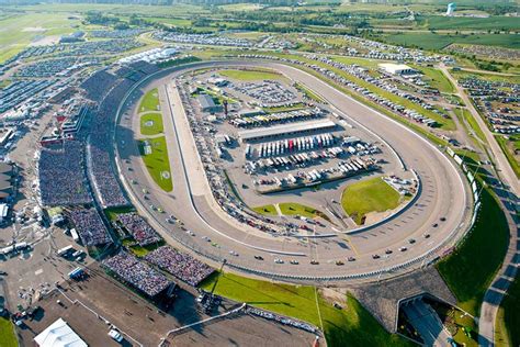 The History Of Iowa Speedway – Working On My Redneck